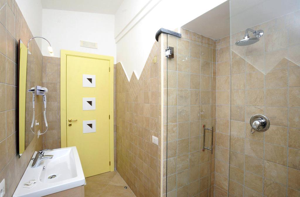 L'Olimpo Casa Vacanze Villa กองกาเดมารีนี ภายนอก รูปภาพ